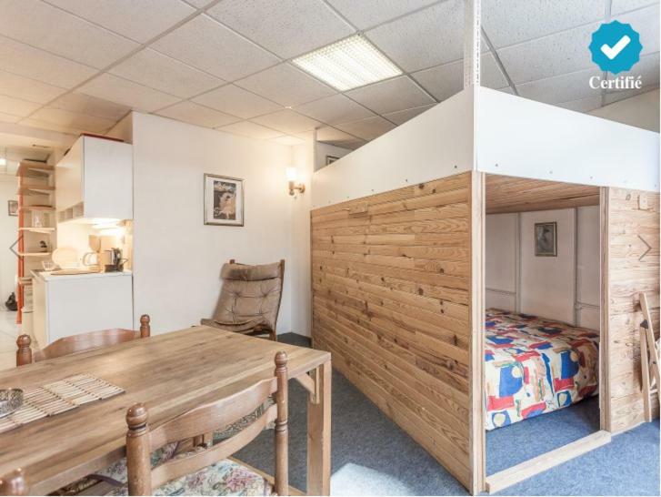 Friendly Budget-Studio 35m2 Paris Montmartre Buitenkant foto